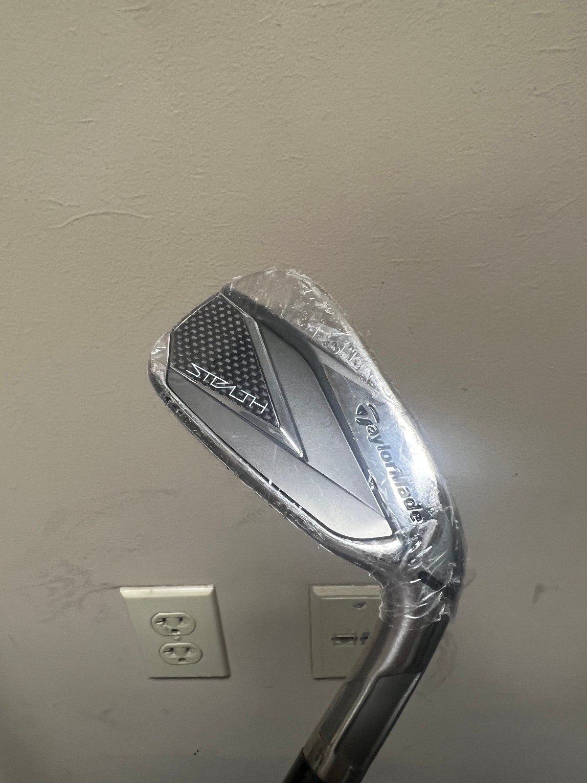 TaylorMade STEALTH 7 Iron Regular Flex Steel KBS MAX MT R 85