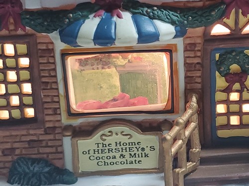 2001 Limited Edition Hershey's Holiday Village Ceramic Chocolate Factory READ - Picture 4 of 18
