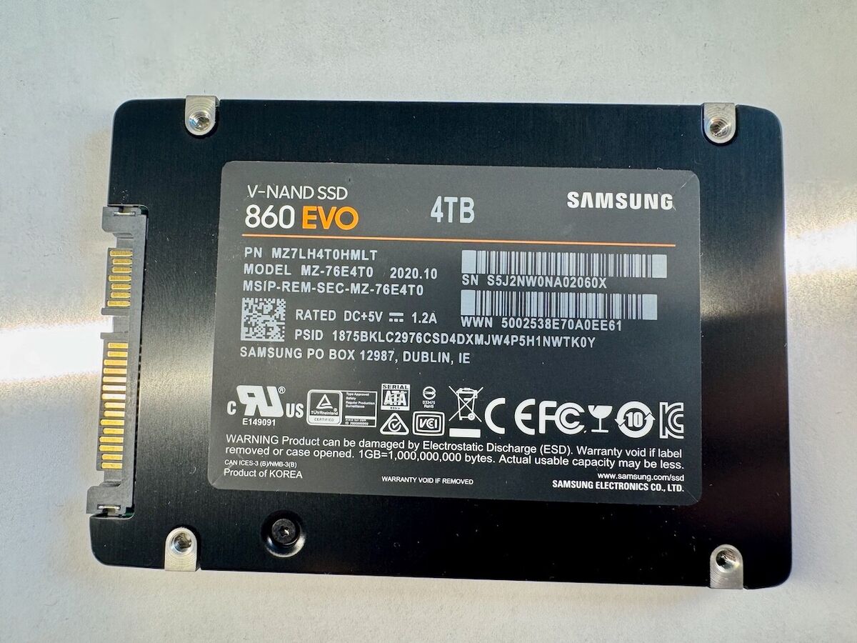 Samsung 870 EVO 4TB 2.5 Samsung 870 EVO 4TB 2.5
