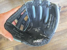 Bandit V700 Baseball Glove Handcrafted Top Grain Cowhide RIGHT Hand Throwing RHT