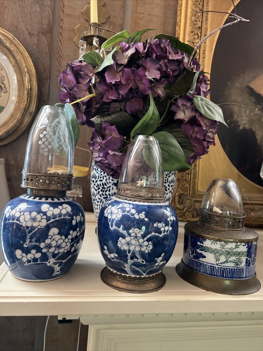 Antique Chinese Blue and White Cherry Blossom Opium Lamp Near Mint