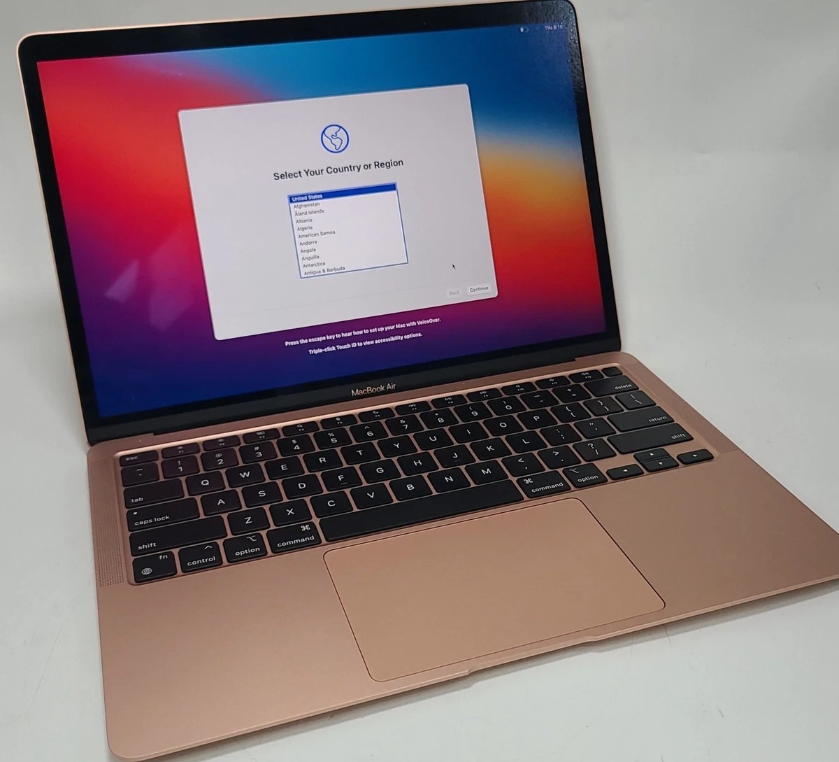2020 Apple Macbook Air 13