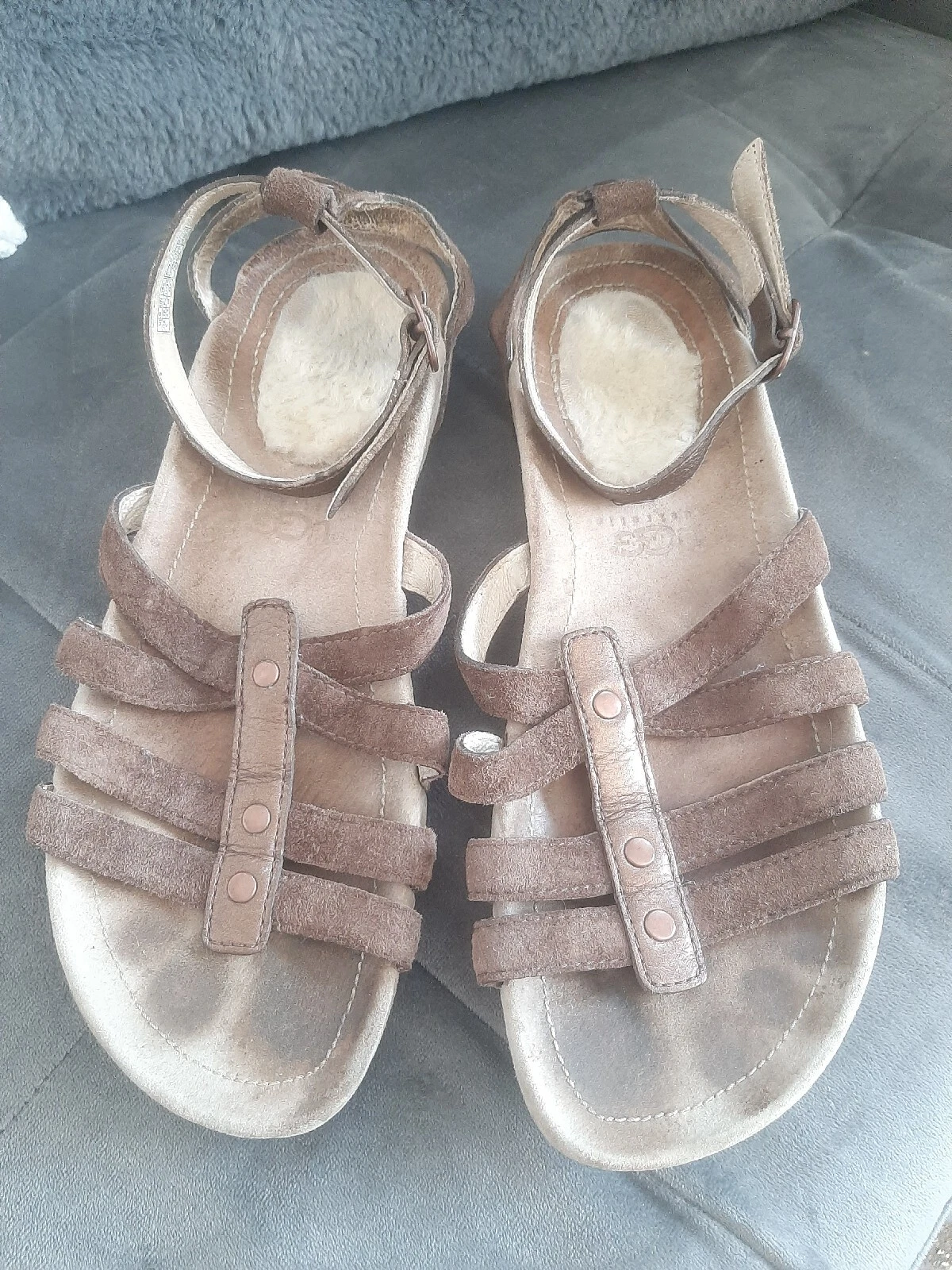 Sandali piatti Ugg Australia marroni in pelle taglia UK 5 5 EUR 38