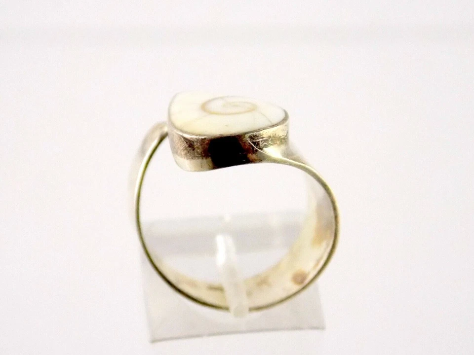 Anillo de plata de ley concha de Shiva hecho artesanalmente 925 talla 7 pesa 5,7 g Foto 3 de 4