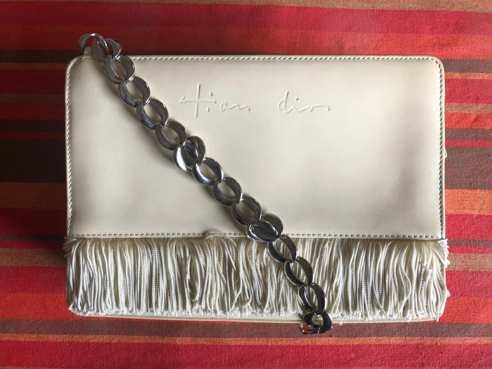 Bolso sin asas vintage Christian Dior marfil charol - Y2K Icon Vibes Luxe ✨ Foto 2 de 4