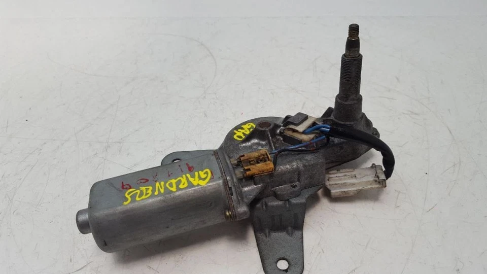 Motor limpiaparabrisas trasero 1992 93 94 95 96 97 98 99 00 01 02 Isuzu Trooper Foto 2 de 3