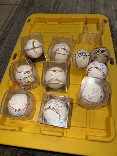 Autographed Baseball Lot: 10 MLB Signed Balls on Official Major League Baseballs