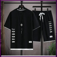 Stylish casual T-shirt  Shorts set Men's sports set Loose comfortable low.