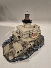 Vintage Harbour Lights Tillamook Oregon #224 Figurine Lighthouse 1998 Signed Box