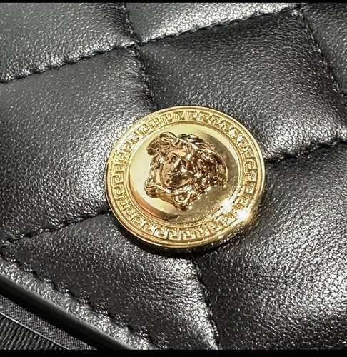 Versace Medusa Head Quilted Black Leather Zipper Card Wallet NWT $350 - Picture 6 of 12