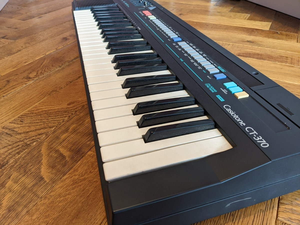 Vintage Casio Keyboard Casiotone CT-370 210 Sound Tone Bank
