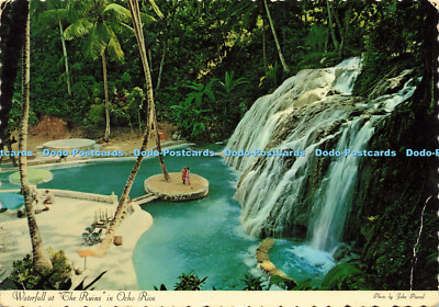 D182191 Wasserfall an der Ruine in Ocho Rios. The Novelty Trading. Dexter Color.