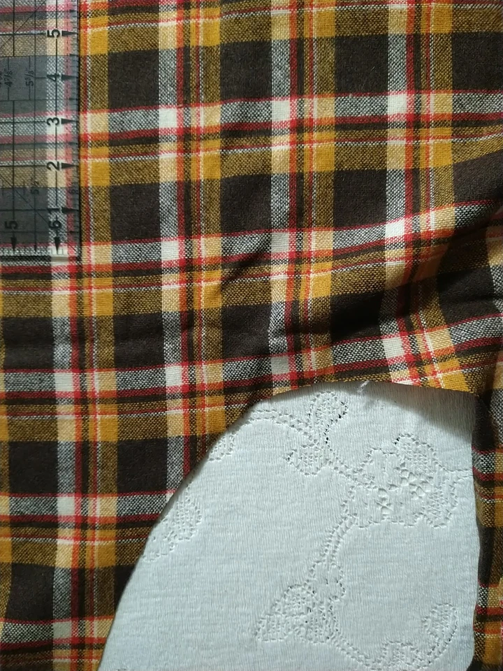 Remanente de tela de lana a cuadros marrón óxido rojo tostado 15" L x 39" ancho PLUS Foto 2 de 4