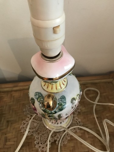 Vintage Italian putti cherubs Porcelain R.Capodimonte Table lamp working 32cm - Picture 17 of 20