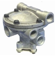 Meritor RSL 110197 Two Port Service Relay Valve