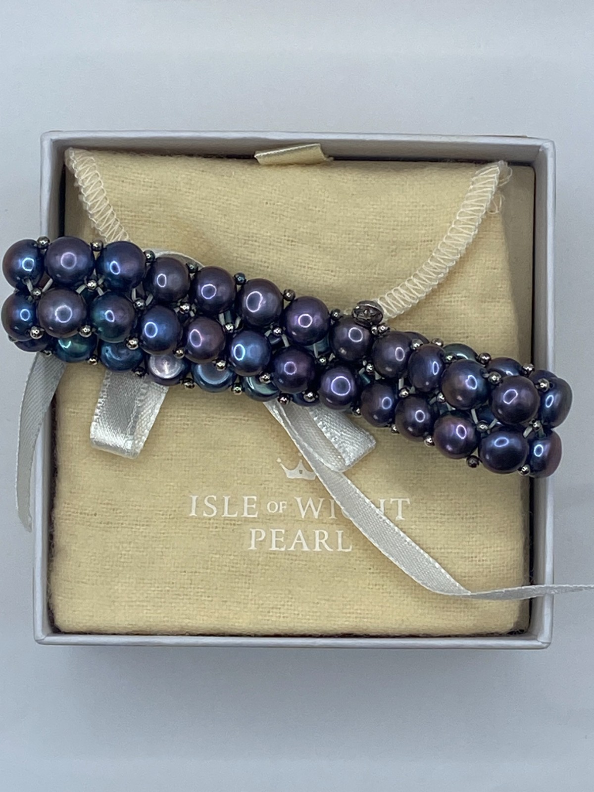 Isle of Wight Pearl, beautiful boxed Peacock Freshwater pearl jewellery set image 7