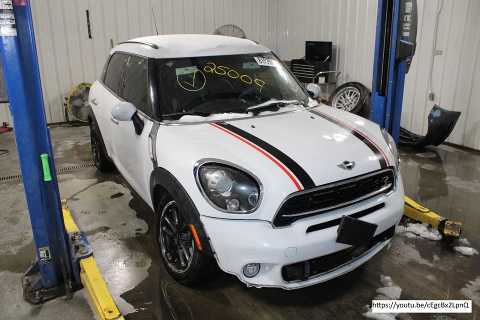 2016 MINI COOPER COUNTRYMAN Driver Left Rear Door Shell Used Local Pickup Only Foto 2 de 4