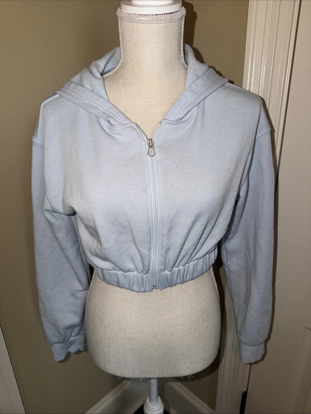 Women’s Crop Hoodie By Double Zero Size Small Cable Zip Up Blue
Opens in a new window or tab