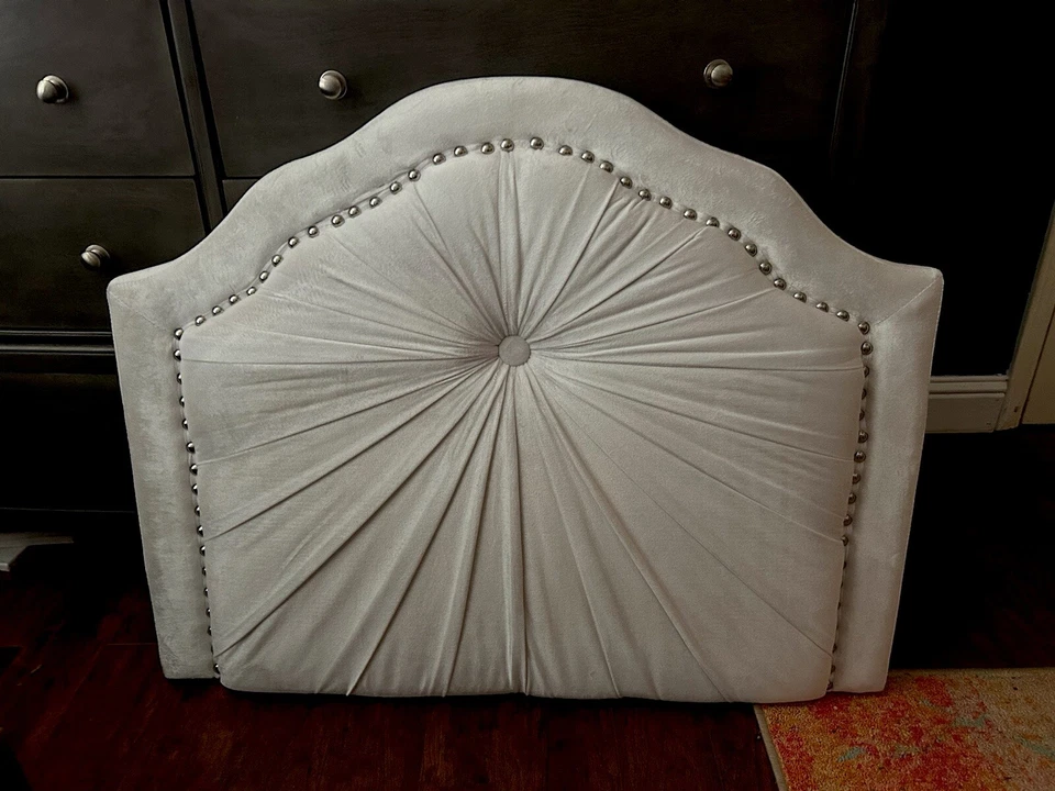 Plush Pleated Double Bevel College Dorm Headboard - White - Image 2 of 2