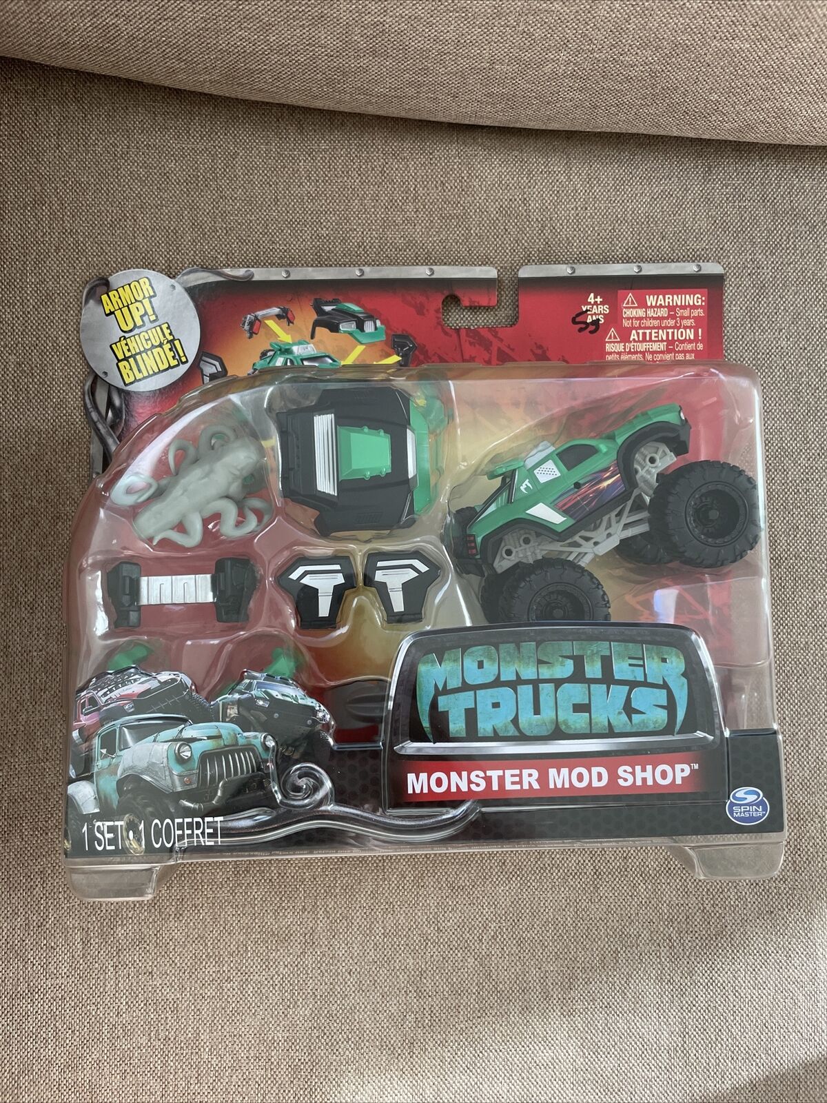 Spin Master Monster Trucks 1 64 Scale Mod Shop MVP Truck Vehicle 3