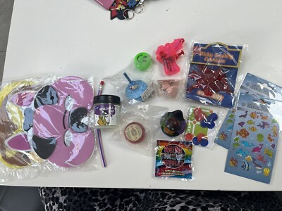 PARTYTÜTENFÜLLER AUFKLEBER HOLZSPIELZEUG TIERMASKEN MATSCHIGES MONSTER X 17 NEU
