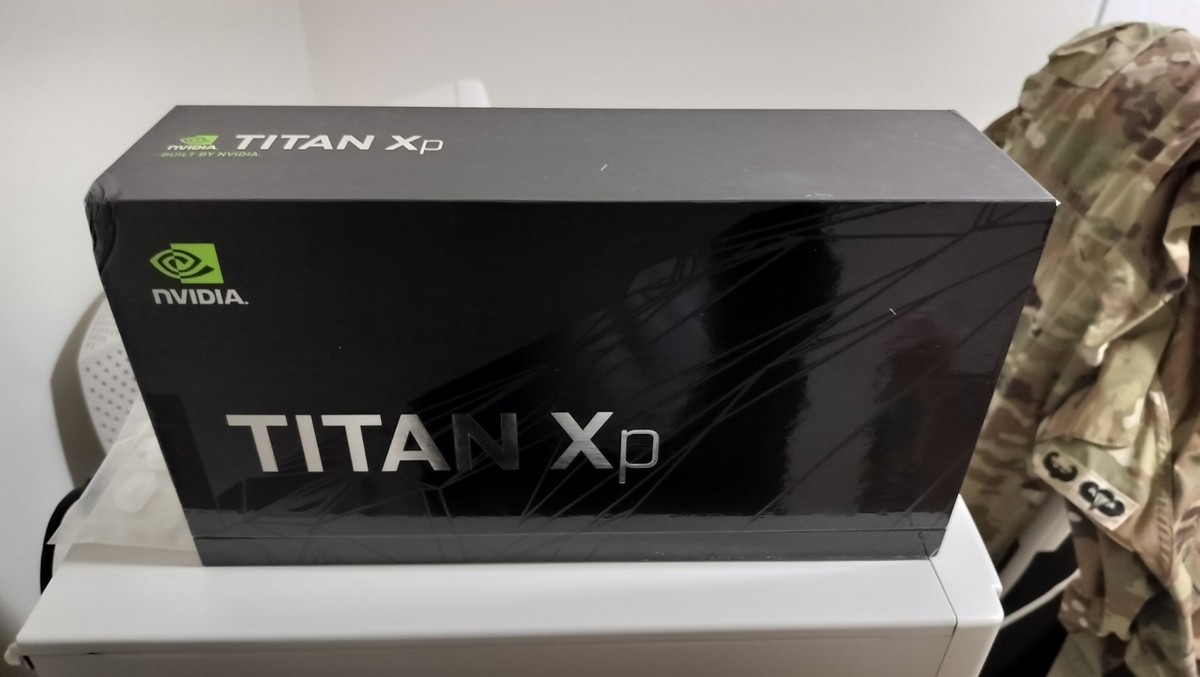 GeForce GTX TITAN Xp 12GB 完動品 NVIDIA GeForce GTX Titan Xp 12GB GDDR5X Graphics Card - 900
