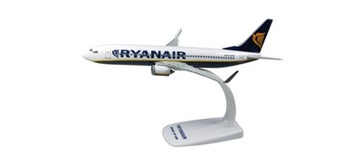 Herpa Snap Wings 1:200 Boeing 737-800 Ryanair