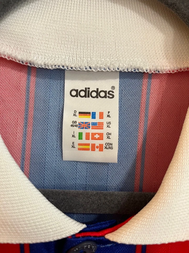 Vintage 90s Adidas FC Bayern Munich Jersey Shirt XL Red Blue Opel Sponsor Footba - Image 4 of 4