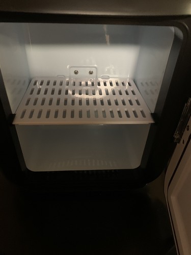 astroai mini fridge 12 can