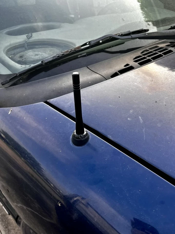 Mástil de antena de aluminio negro corto de 4" radio AM/FM para Chevrolet S10 1982-2004 Foto 4 de 4
