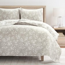 Floral Jacquard Reversible Matelasse Quilt 3 Piece Set King/California King N...