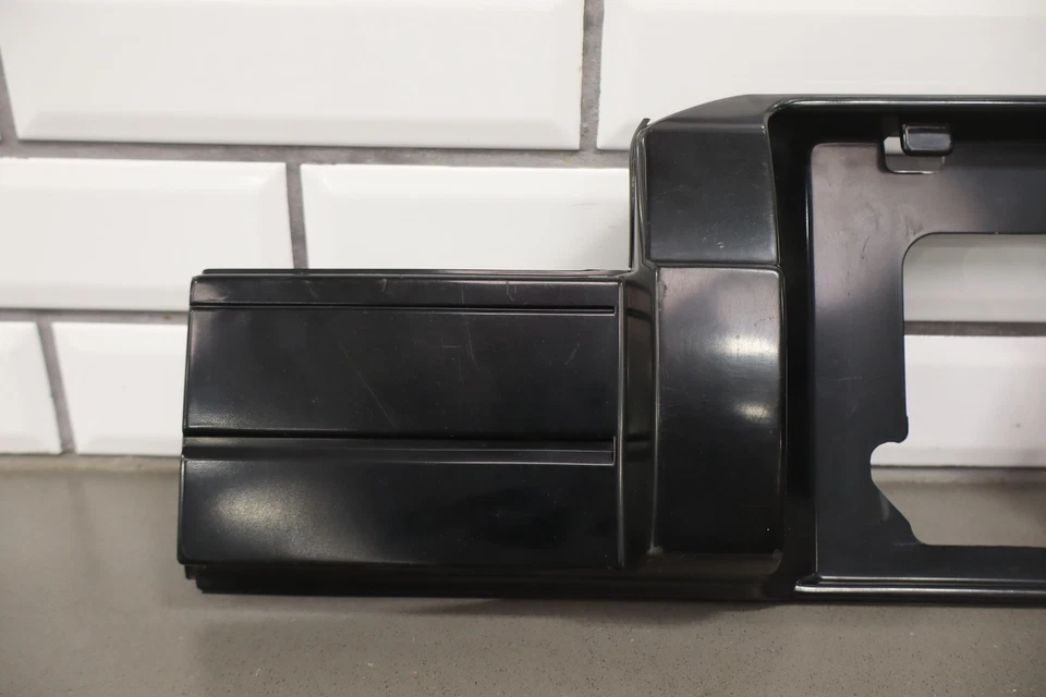 Toyota Celica 1985 convertible panel de acabado trasero Foto 2 de 4