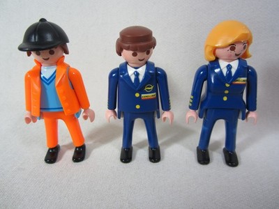 Playmobil 3185 Jet Airplane Aero Line 3 Figure Lot Pilot Co-Pilot Runway Agent