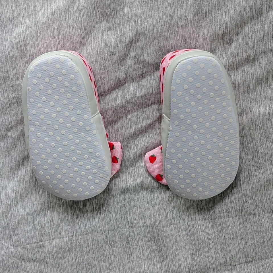 Bebé Niño Niñas Zapatos Talla 13 Estampado Fresa Nuevo Con Etiquetas Foto 3 de 4