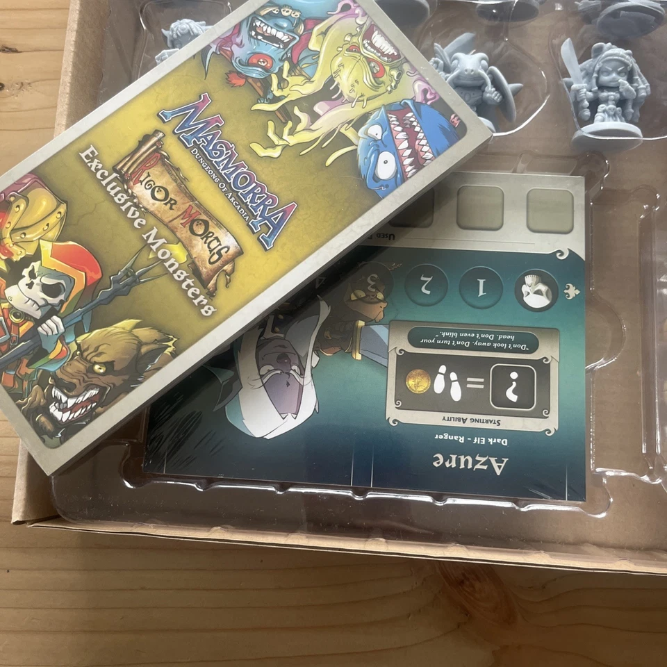 Caja exclusiva Masmorra Kickstarter CMON Dungeons of Arcadia MMR-KS01 Foto 3 de 4