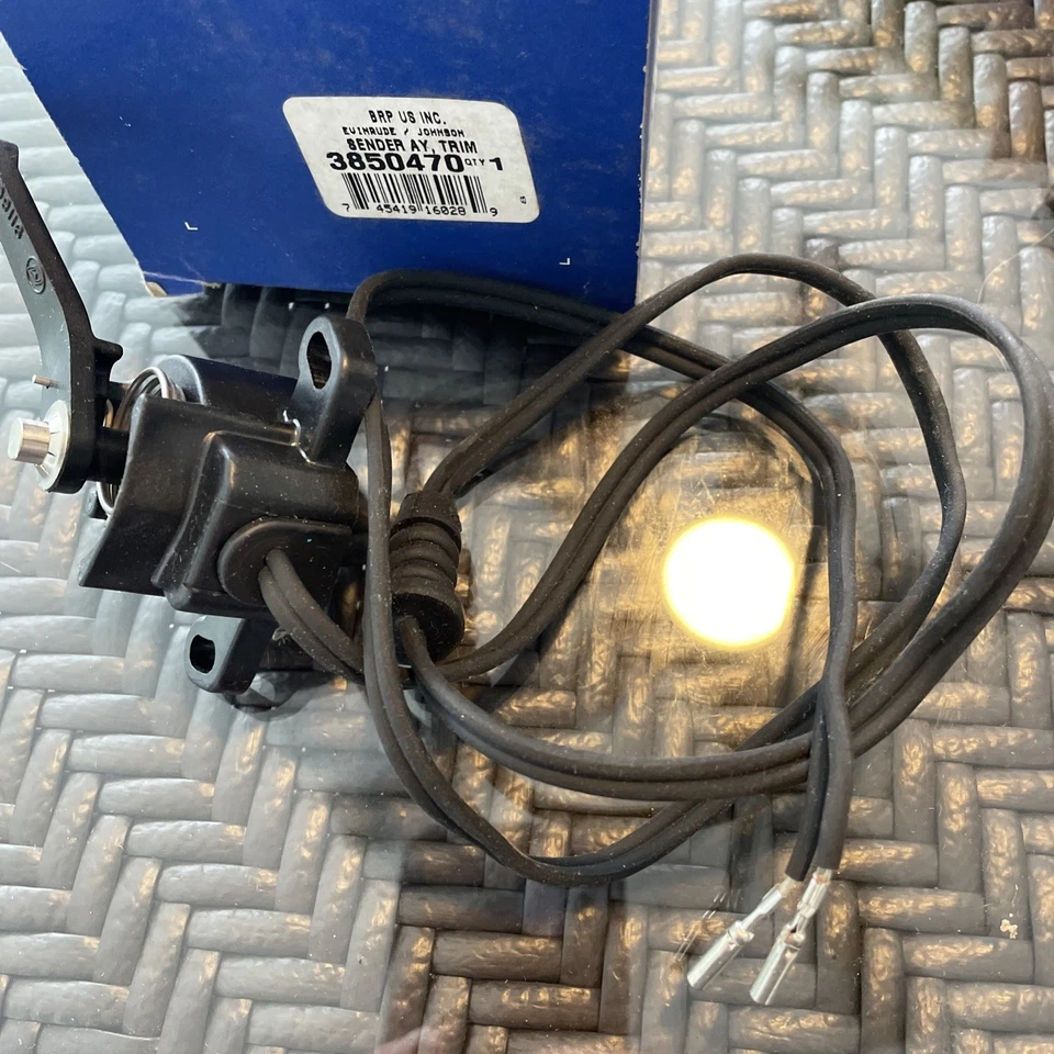 Оригинальный отправитель уровня отделки питания BRP Evinrude/Johnson 984748 3850470 - Изображение 2 из 4