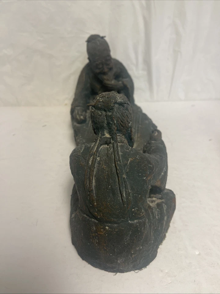 Juego de dos hombres jugando figura grande estatua piedra fundida con acabado de bronce Foto 2 de 4