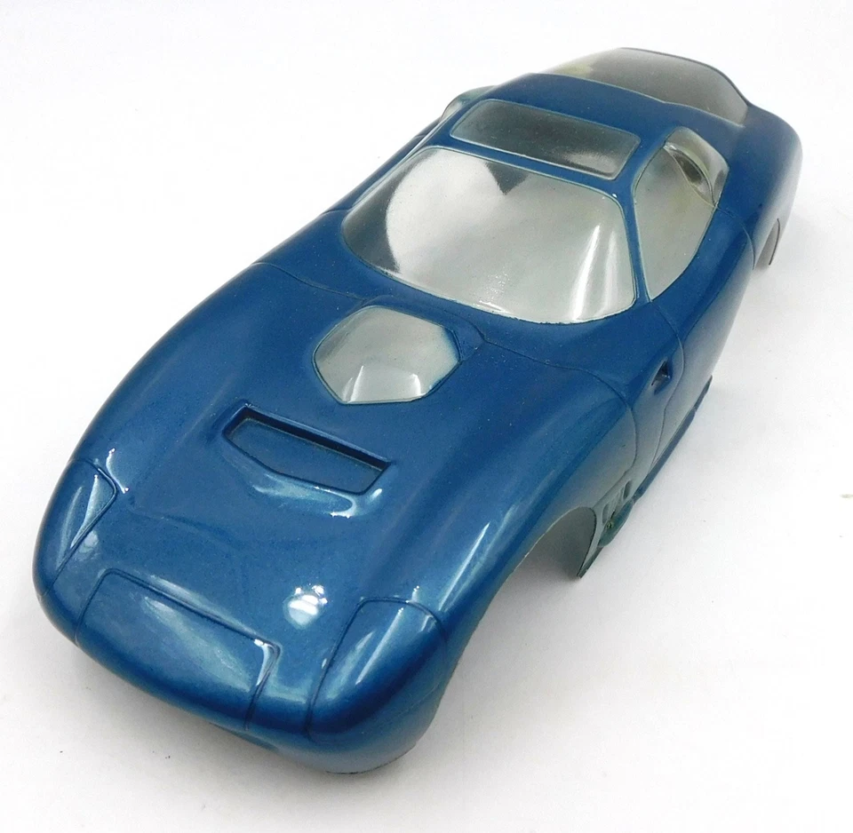 Monogram AC Cobra Daytona slot car body only 1:24 factory painted USA 1960s - Immagine 2 di 4