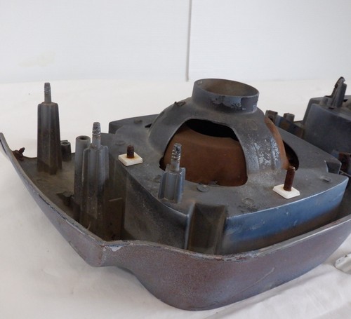 1973 Chevy Chevelle Malibu El Camino LF & RF Headlight Fender Extension W/Trim - Picture 5 of 19
