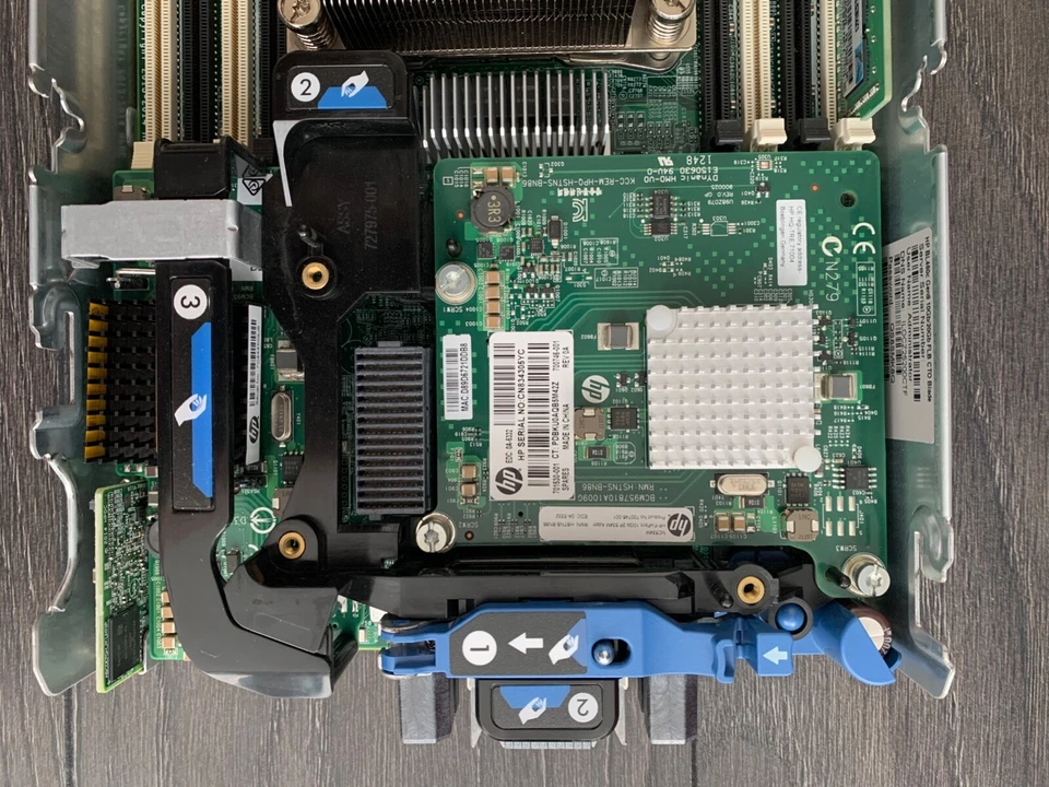 HP ProLiant BL460c G9 2x 6C E5-2620V3 2.40GHz 16GB RAM + HP FlexFabric 10Gb 534M - Image 4 of 4