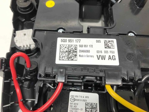 2017-2020 Audi A4 S4 Interior Dome Reading Light Sunroof Control Black 4M0959613 - Picture 3 of 5