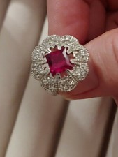 Stunning 925 Sterling Silver Ruby Red Stones CZ Ring Size 6