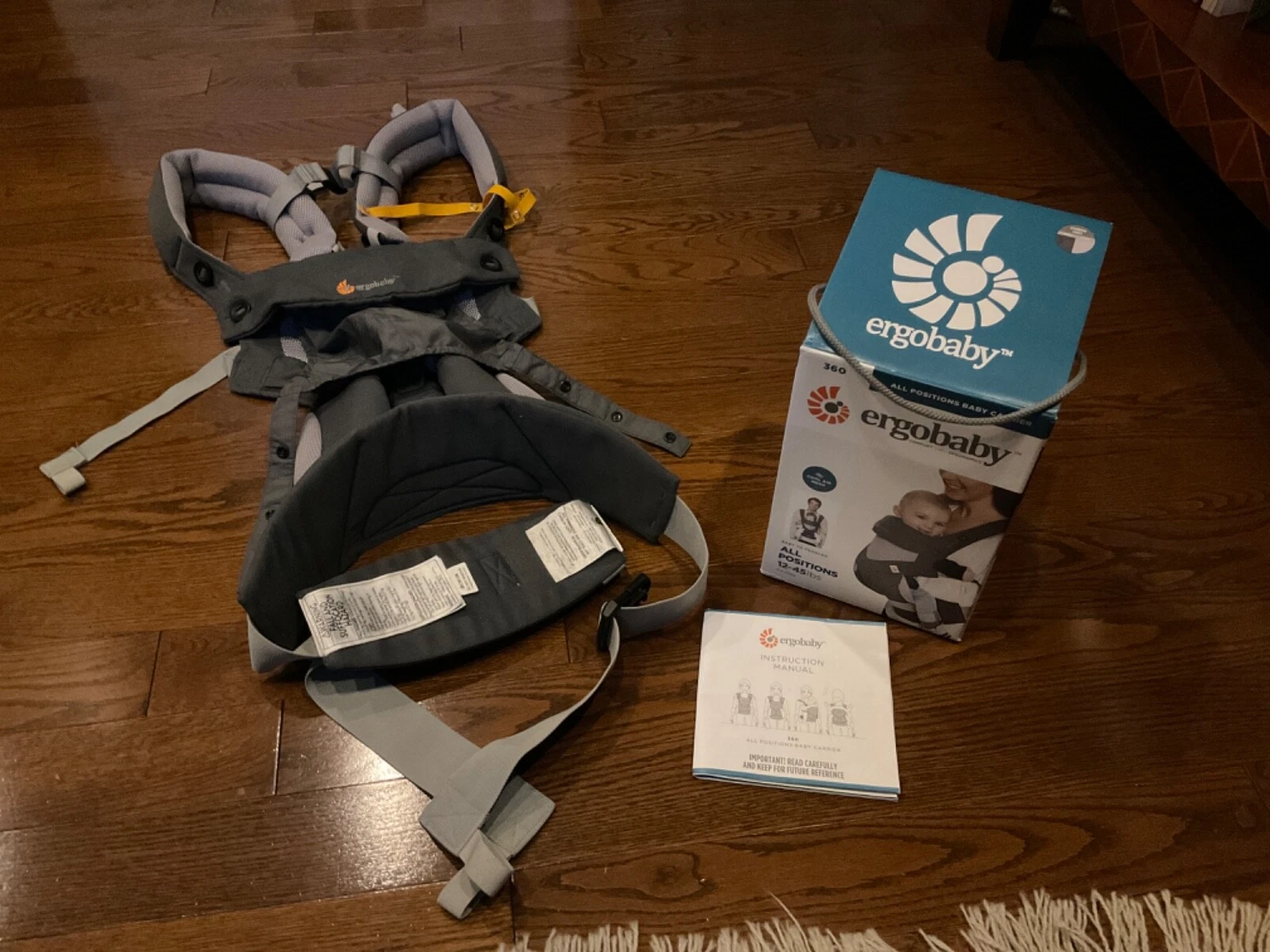 ErgoBaby All Position 360 Carrier Cool Air Mesh Carbon Gray+ toy/pacifier holder
