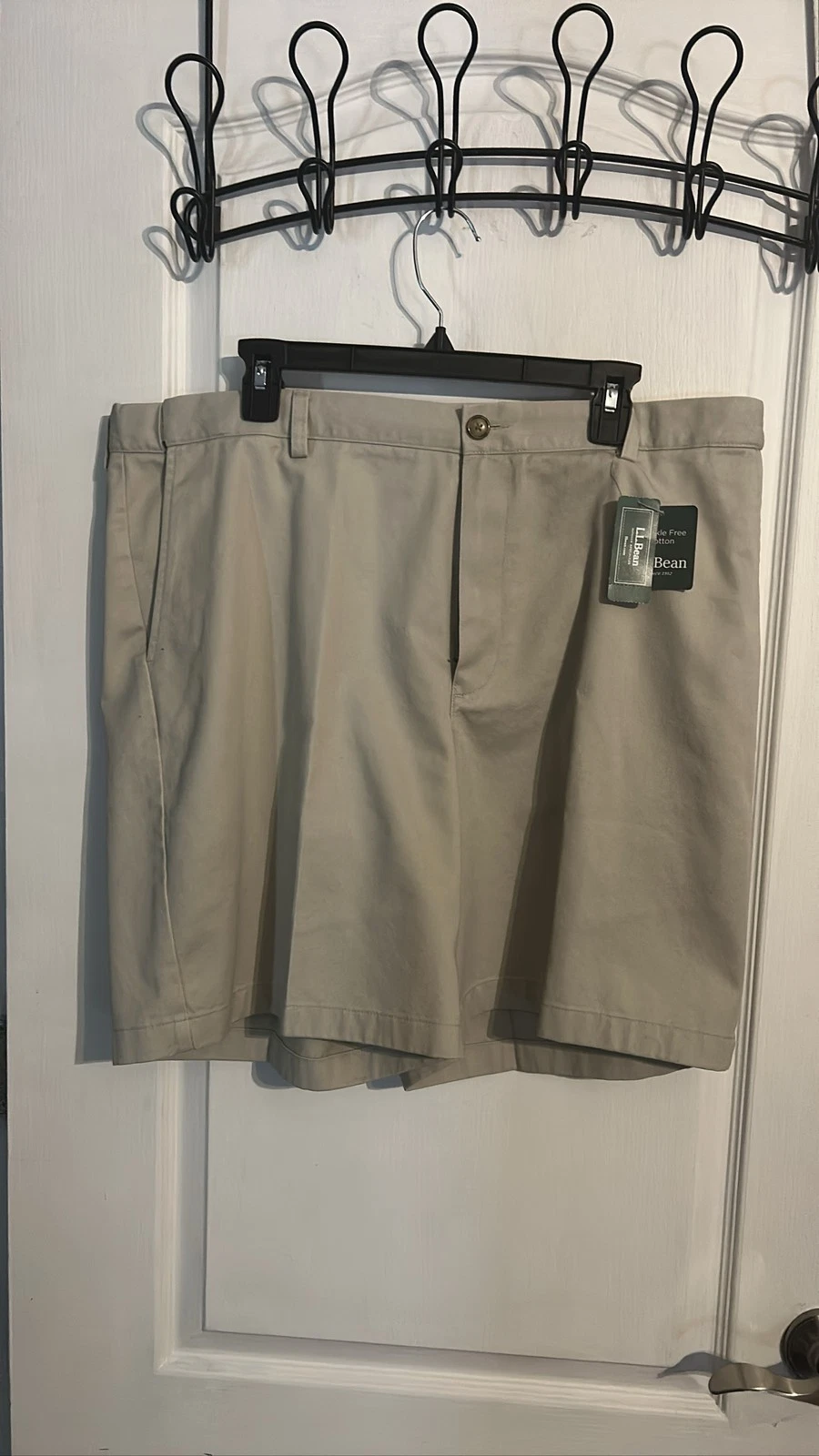 LL Bean Mens Wrinkle Resistant Khaki Chino Shorts Comfort Waist Flat Front 38W