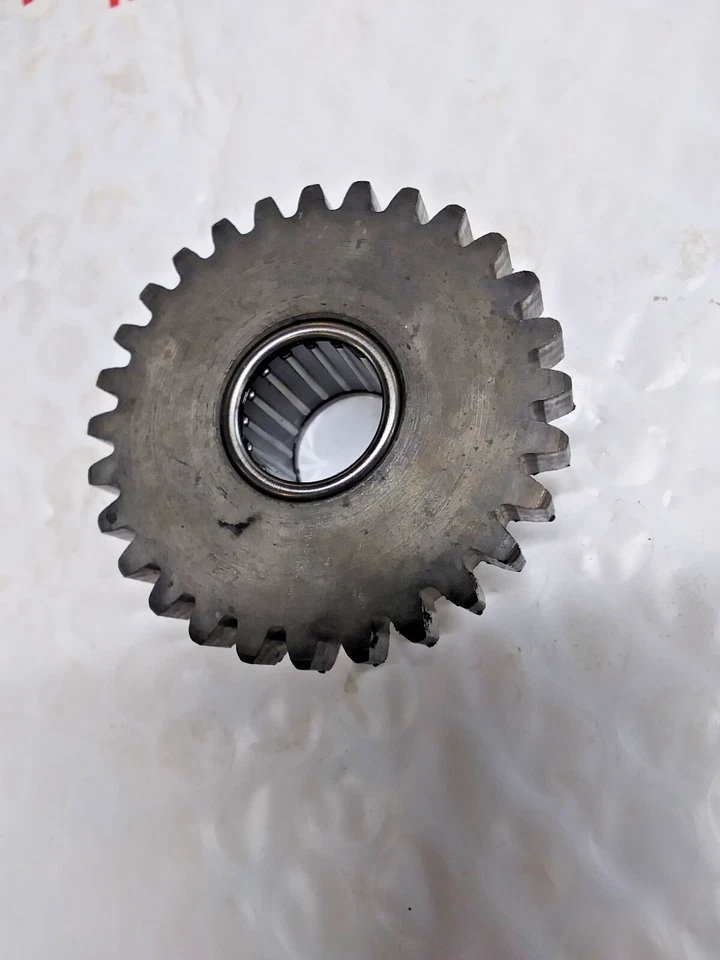 Engranaje de rueda loca inversa Sears Suburban 12 con el rodamiento en buen estado Foto 3 de 4