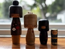Kokeshi Wooden Doll Lot of 4 Floral Hand Pain...