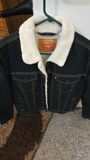 Levis Sherpa Trucker Mens Jacket - Size M New...