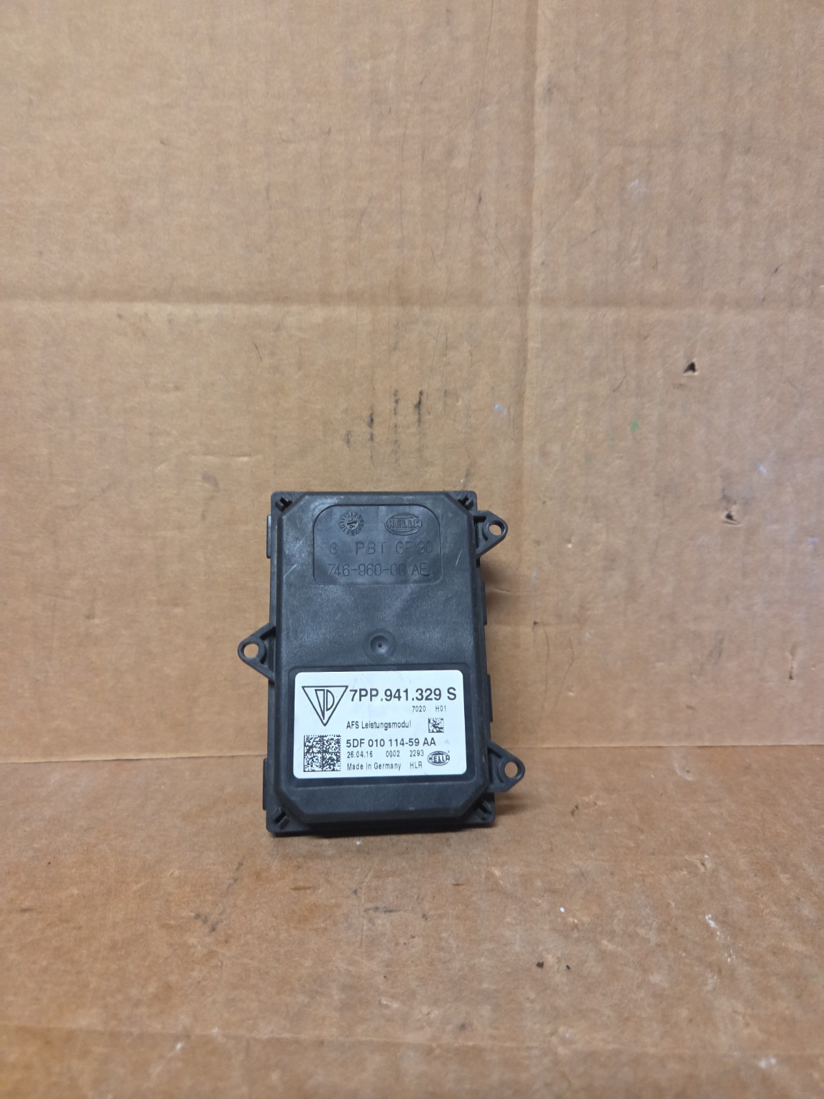 Lamborghini Huracan Headlight control module