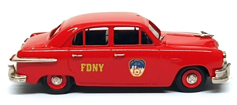 Coche jefe de bomberos Brooklin escala 1/43 BRK51A 004 - 1951 Ford Demang 1 de 200 Foto 3 de 4