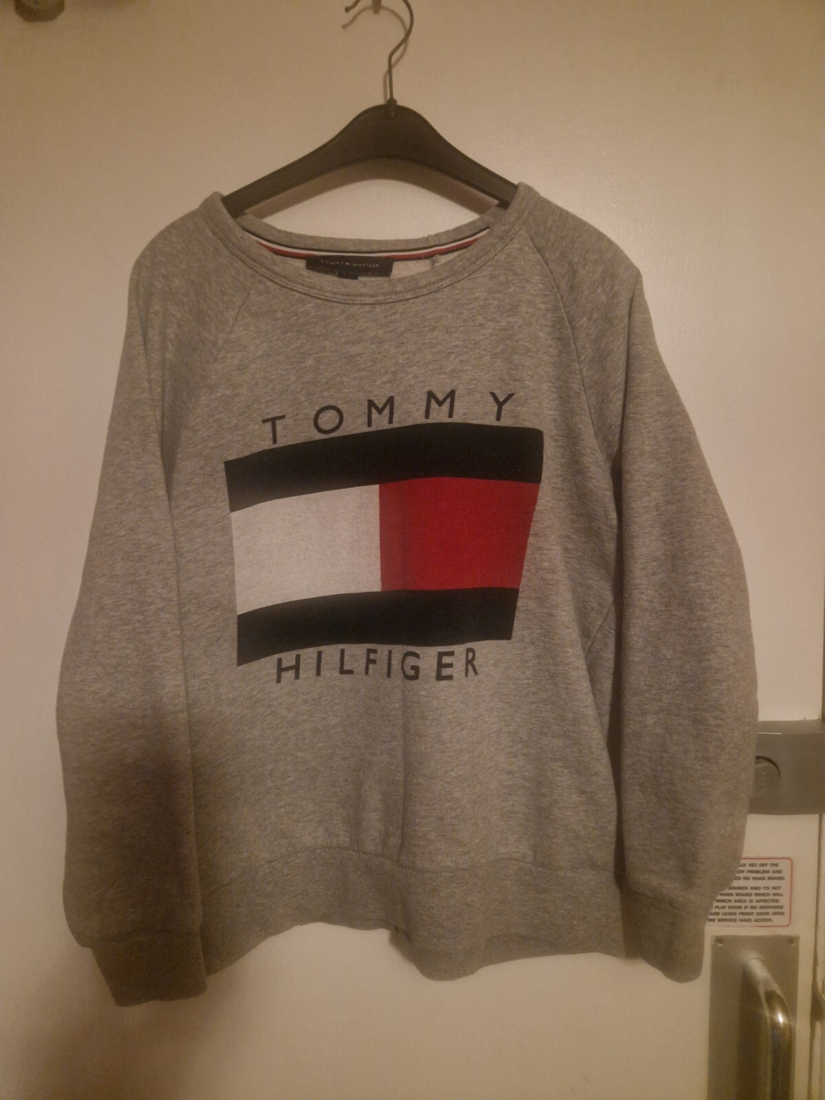 Men's Tommy Hilfiger Essentials Logo Sweatshirt - Small